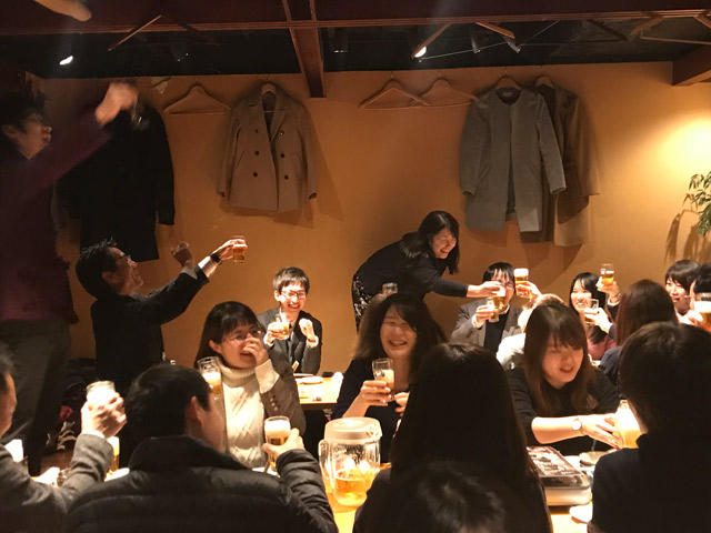 カンパーイ