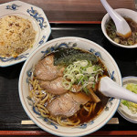 12/28(火) 手打ラーメン 豚平