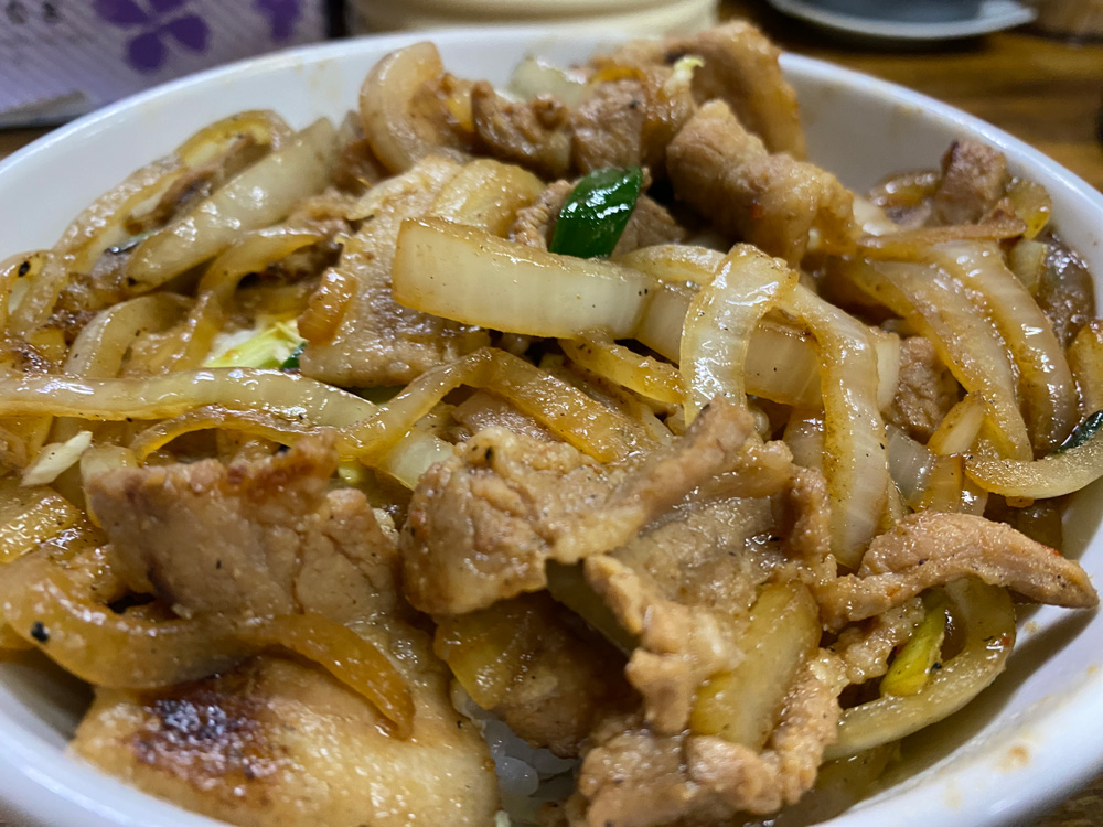 焼肉丼アップ
