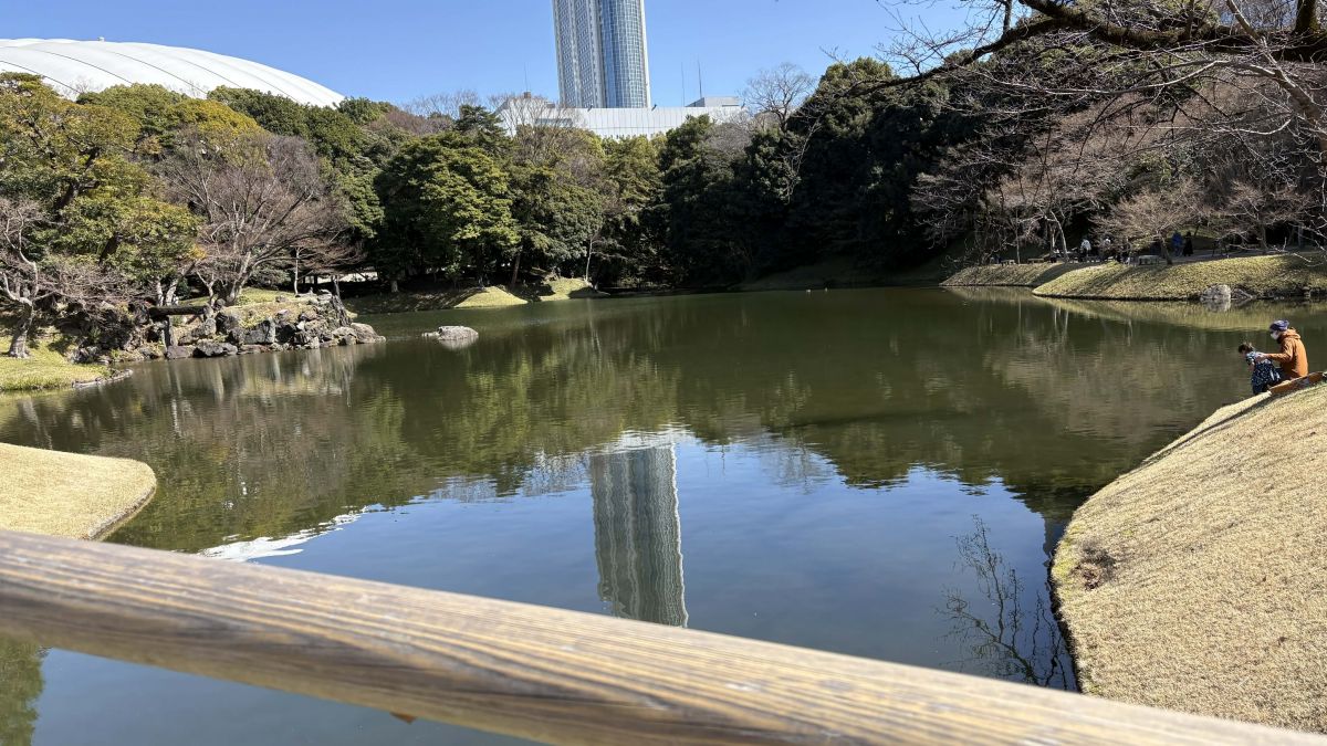 e0665030-d83f-43e3-bde5-3c2027d8e20e