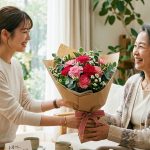 母の日ギフト、まだ決めてない人必見!今年みんなが選ぶ人気プレゼントと予算感を調査【1000人アンケート】