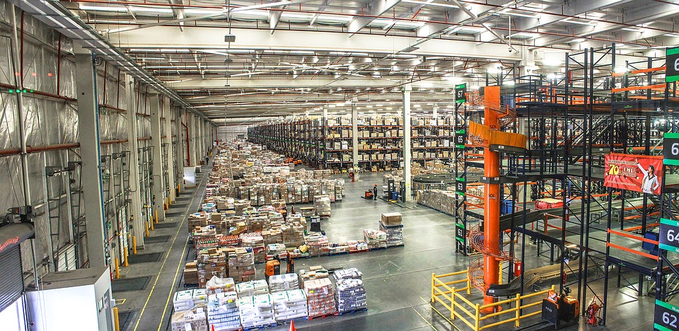 distribution-center-1136510_960_720