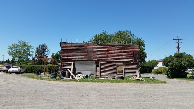 old-house-1140222_640
