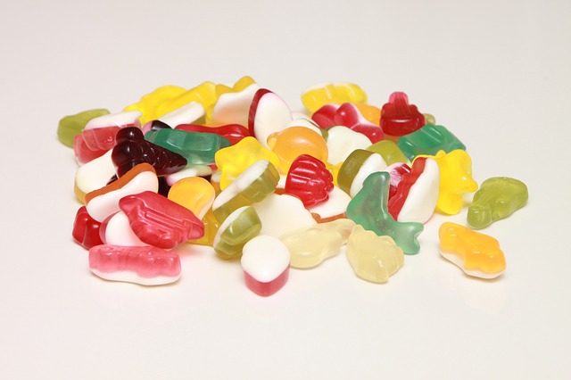 candy-88033_640