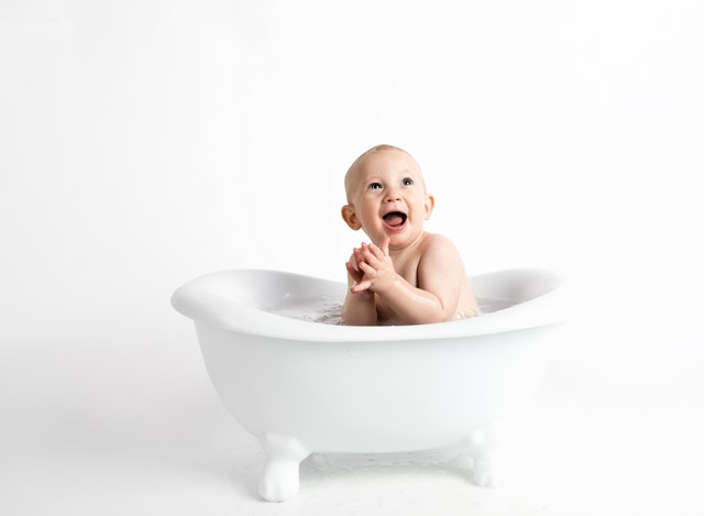 baby-bathtub-child-914253